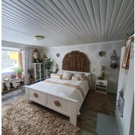 Kaunis Omakotitalo Sahalahdessa Semesterbostad